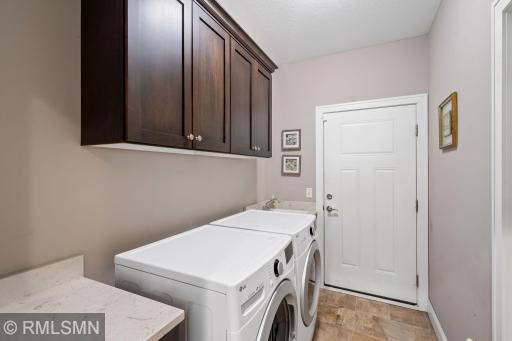 605 Liberty Way, Vadnais Heights, MN 55127
