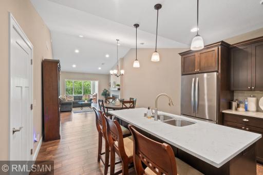 605 Liberty Way, Vadnais Heights, MN 55127