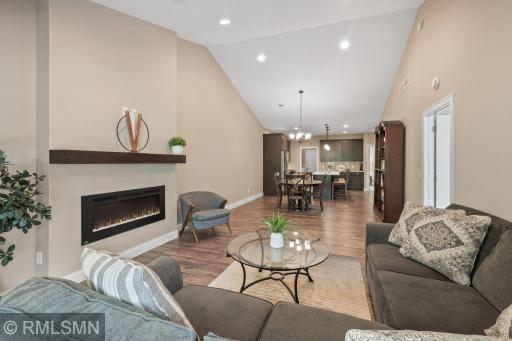 605 Liberty Way, Vadnais Heights, MN 55127