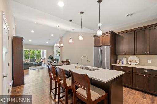 605 Liberty Way, Vadnais Heights, MN 55127