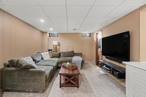 3745 Orchard Avenue N, Minneapolis, MN 55422