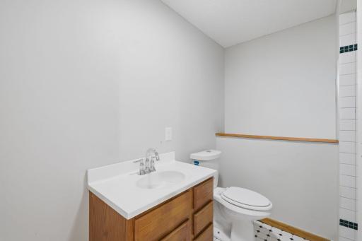 17609 Lorence Way, Eden Prairie, MN 55346