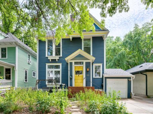 Photo for 820 Osceola Avenue, Saint Paul, MN 55105 - listing #7098622 Welcome to 820 Osceola. A lush rain garden and front patio welcomes you to this lovely victorian home in the heart of the desirable Crocus Hill Neighborhood