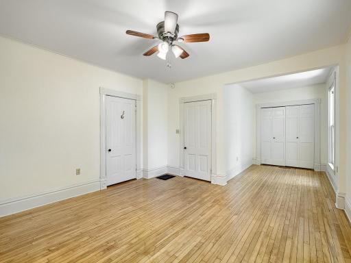 The room has 2 closets