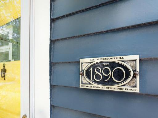 35 - Historic Plaque.jpg