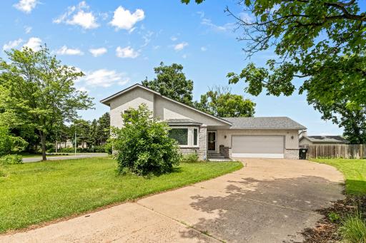 9887 Ilex Street NW, Minneapolis, MN 55433