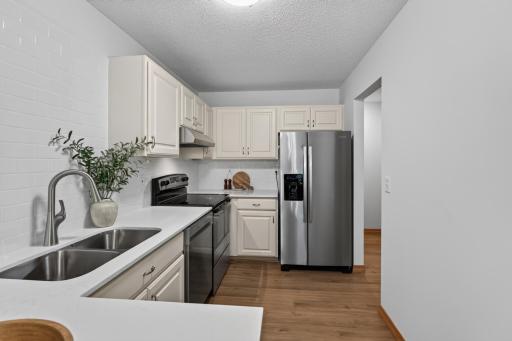 3571 Granada Place N, Saint Paul, MN 55128