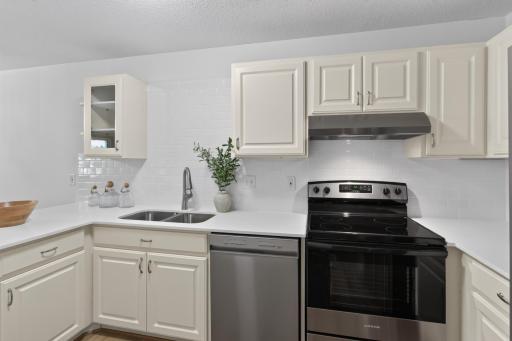 3571 Granada Place N, Saint Paul, MN 55128
