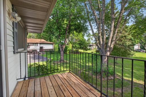 3571 Granada Place N, Saint Paul, MN 55128