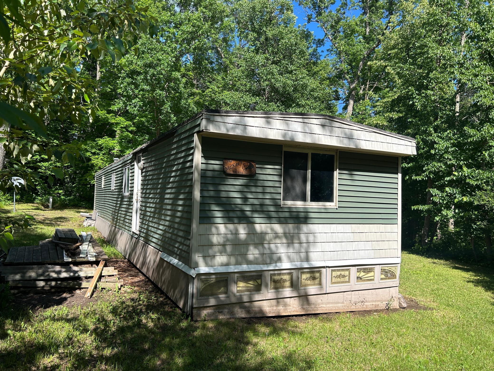 A super fun getaway lot/property in the appealing MilleLacs Lake area within minutes to Garrison, casino, golf, restaurants, fun!