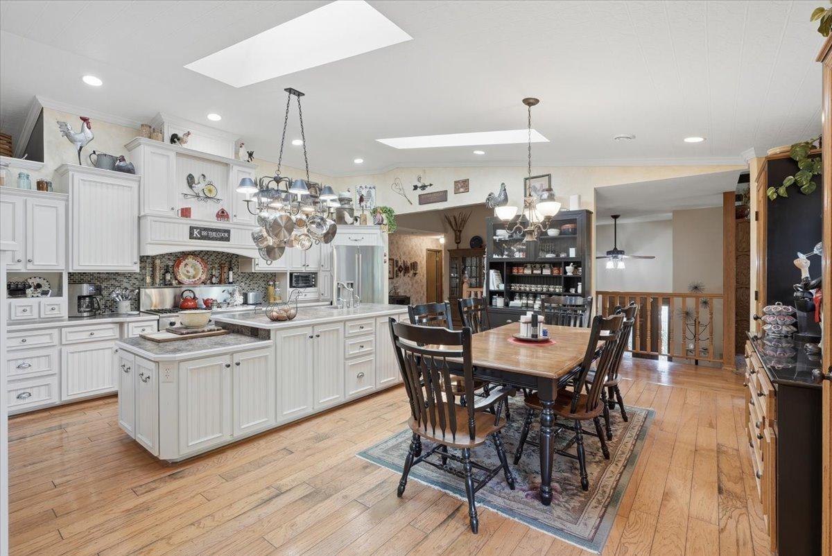 Kitchen/Dining