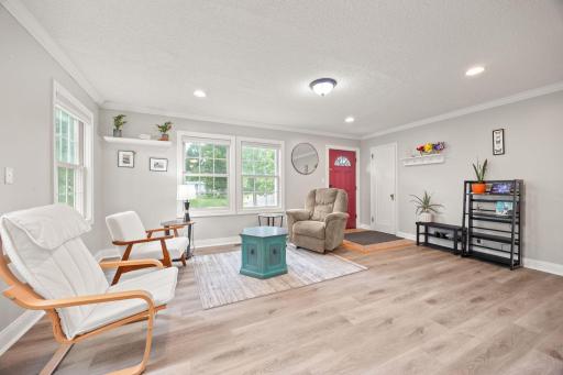Main level living room