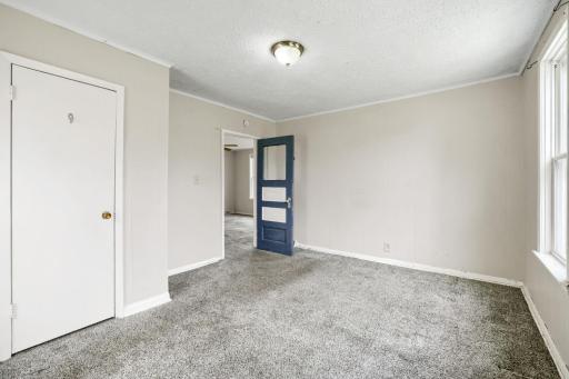 1024 Geranium Avenue E, Saint Paul, MN 55106