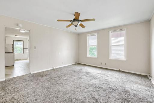 1024 Geranium Avenue E, Saint Paul, MN 55106