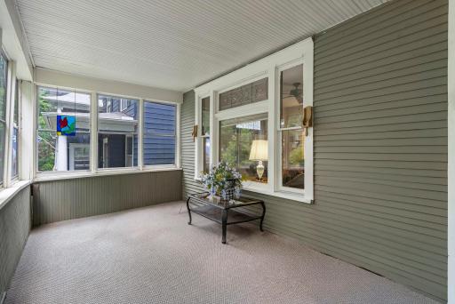 15-web-or-mls-1200 Laurel Ave-147.jpg