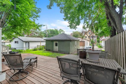 134-web-or-mls-1200 Laurel Ave-87.jpg