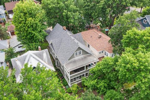 2-web-or-mls-1200 Laurel Ave-9.jpg