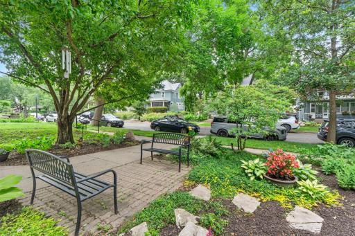 12-web-or-mls-1200 Laurel Ave-82.jpg