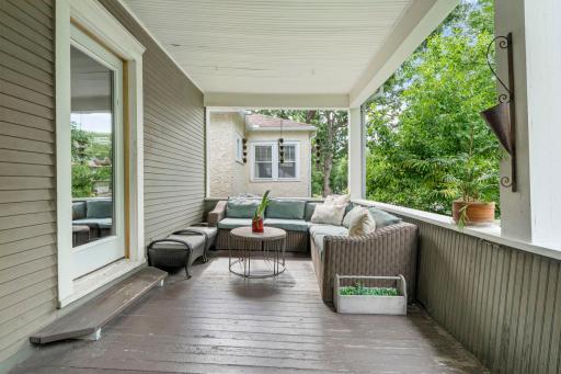 1200 Laurel Avenue, Saint Paul, MN 55104