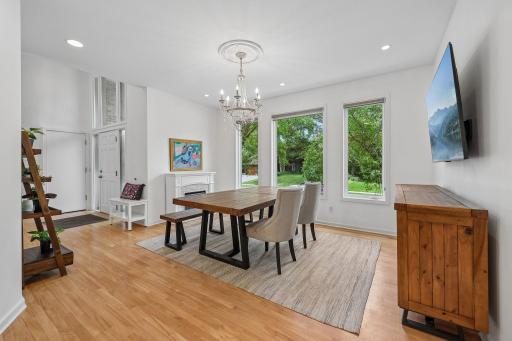 Formal dinning room