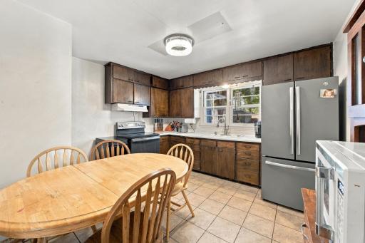Eat-In Kitchen