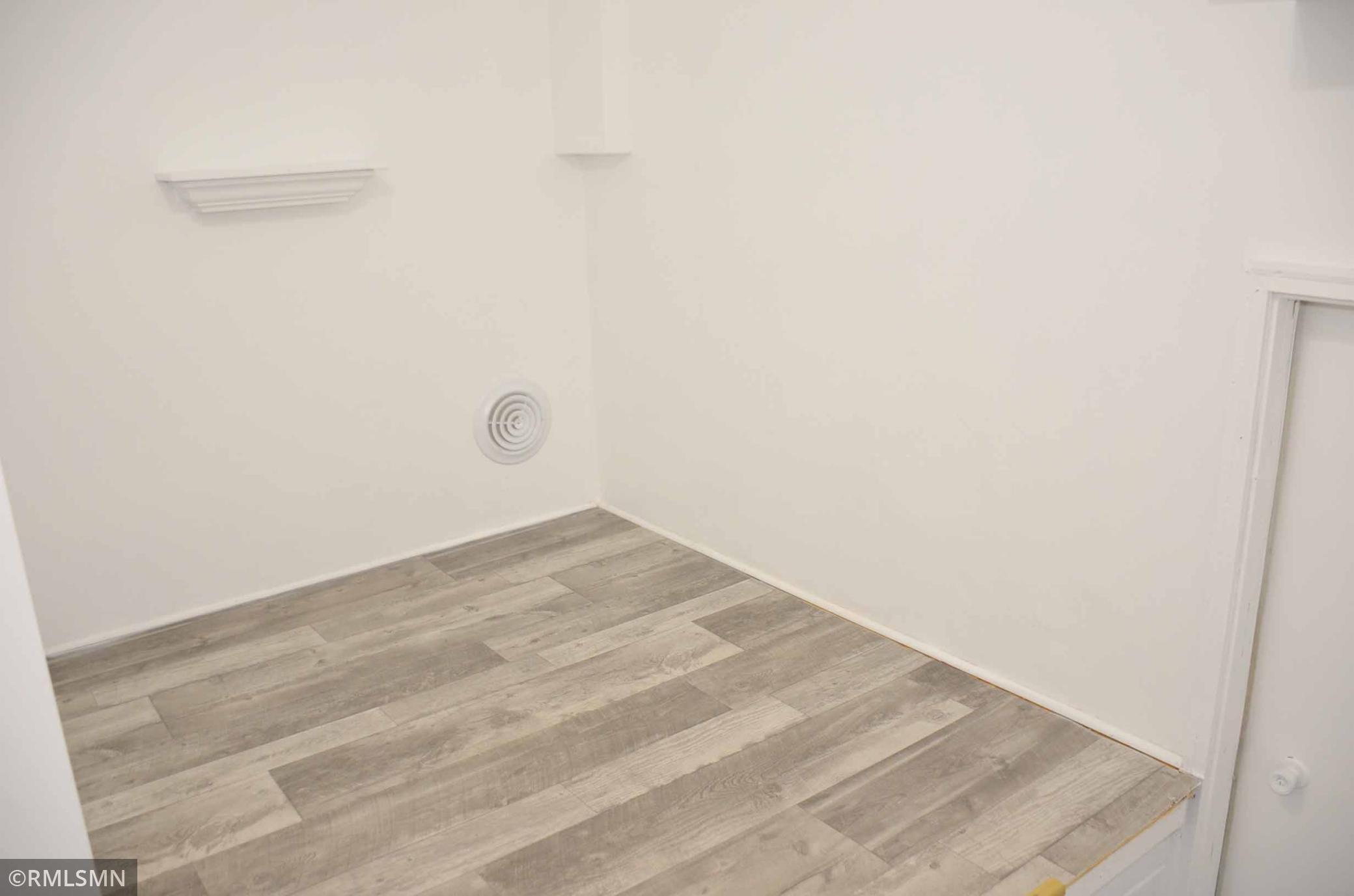 storage room with outside access, trhu the garage