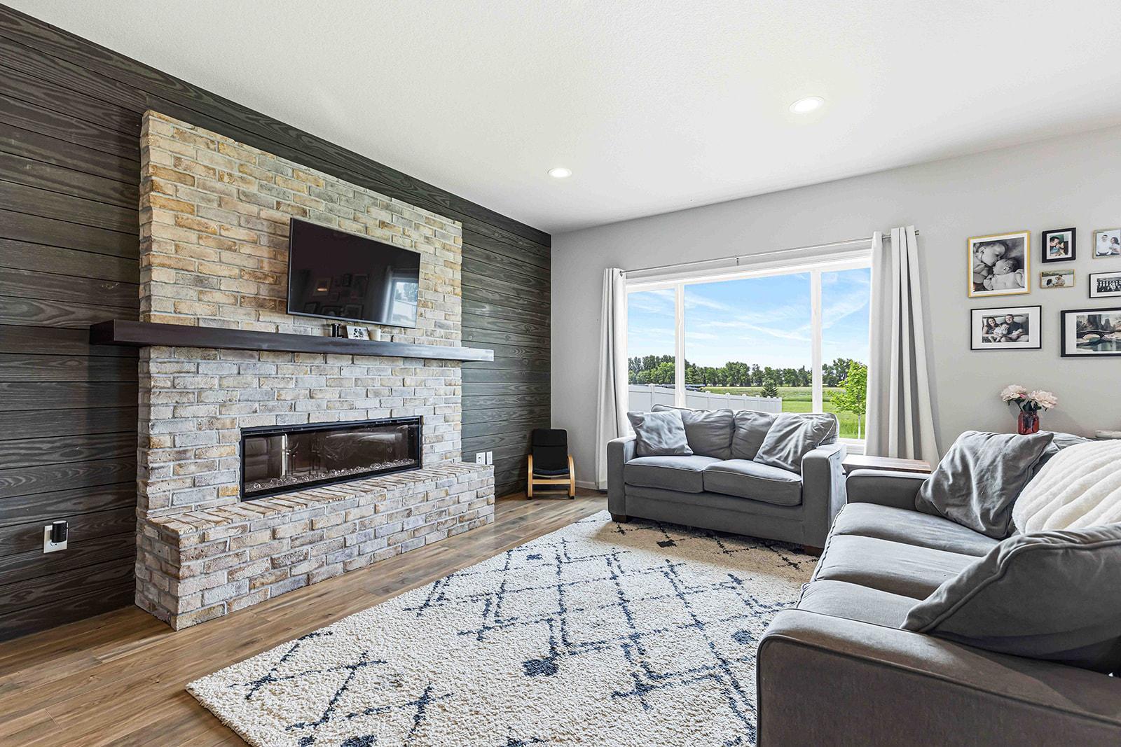 6363 54th Ave S Fargo-13.jpg