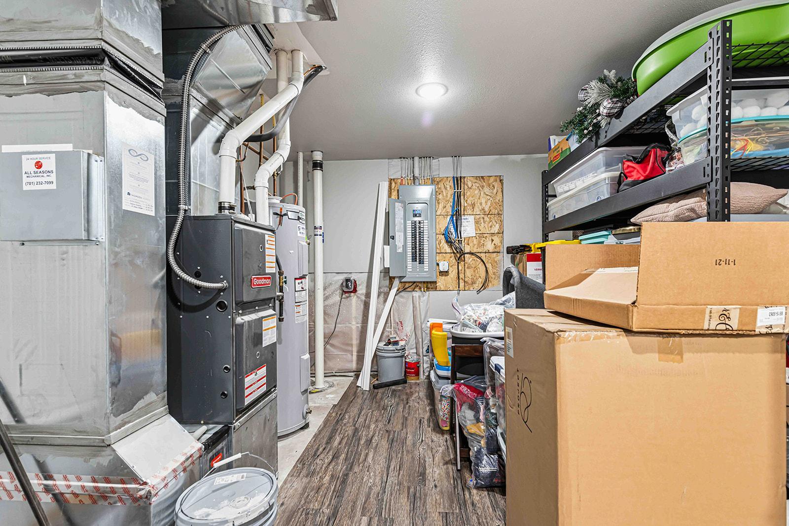 6363 54th Ave S Fargo-46.jpg