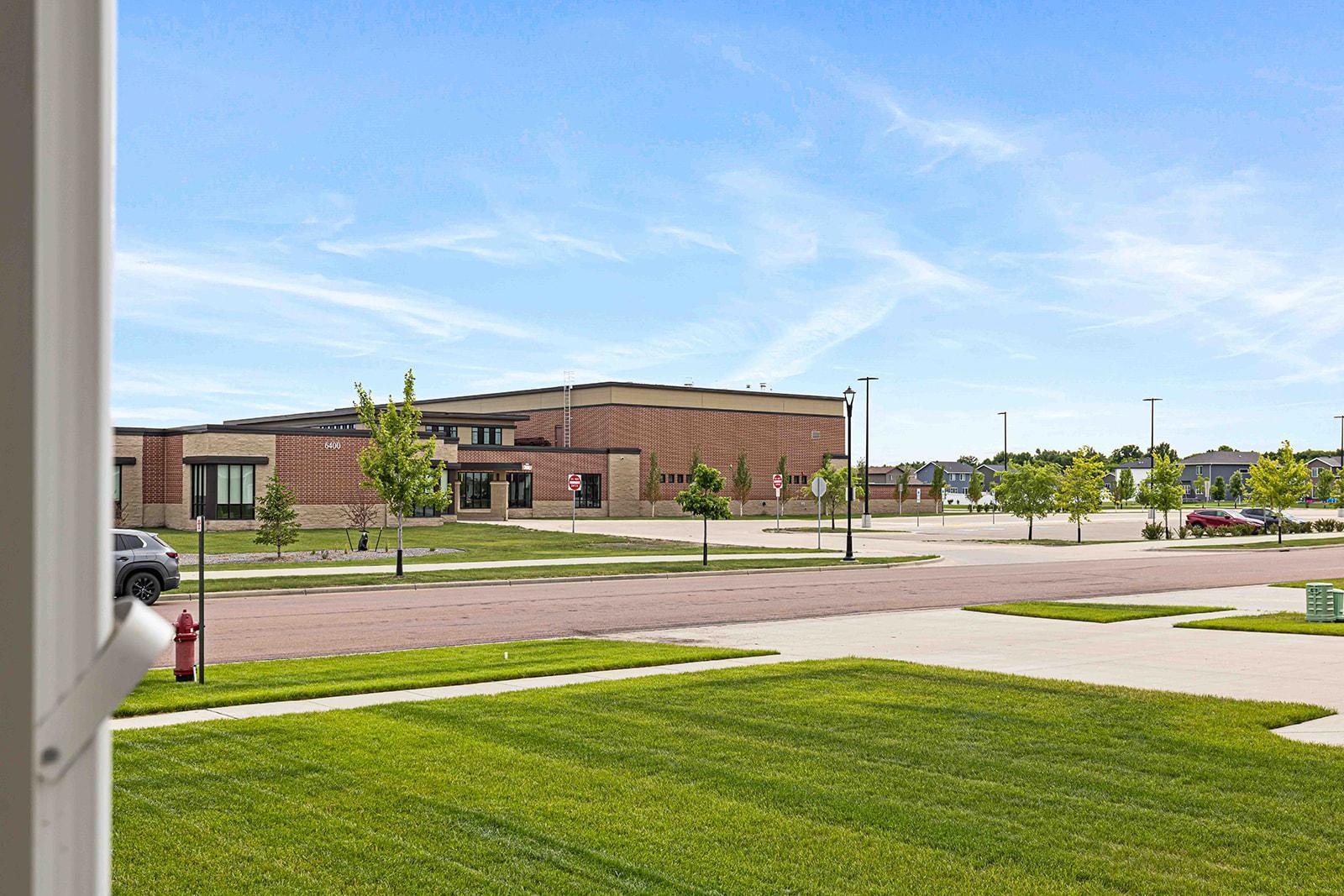 6363 54th Ave S Fargo-8.jpg