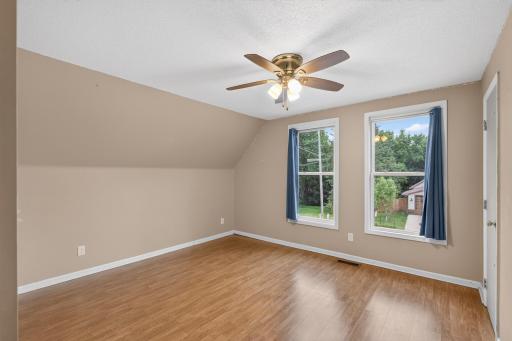 543 5th Avenue SW, Cambridge, MN 55008