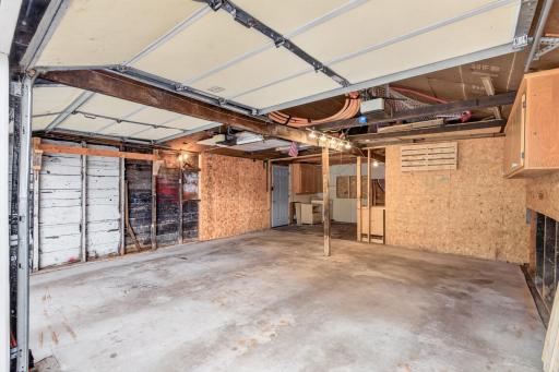 543 5th Avenue SW, Cambridge, MN 55008