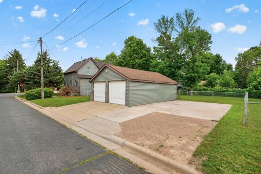 543 5th Avenue SW, Cambridge, MN 55008