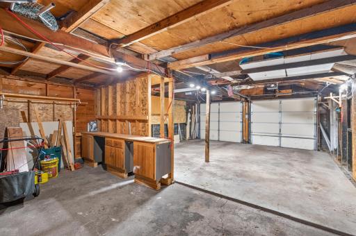543 5th Avenue SW, Cambridge, MN 55008