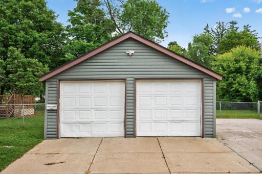543 5th Avenue SW, Cambridge, MN 55008