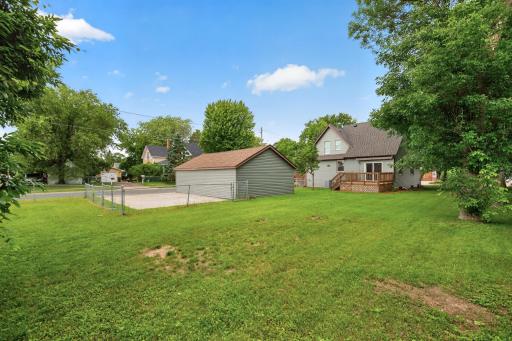 543 5th Avenue SW, Cambridge, MN 55008