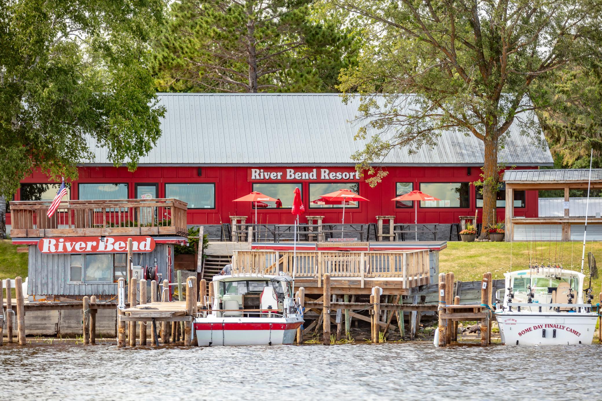LakeoftheWoods-Fishing-Resort-Lodge-on-RainyRiver-Northern-MN--22-2200px.jpg