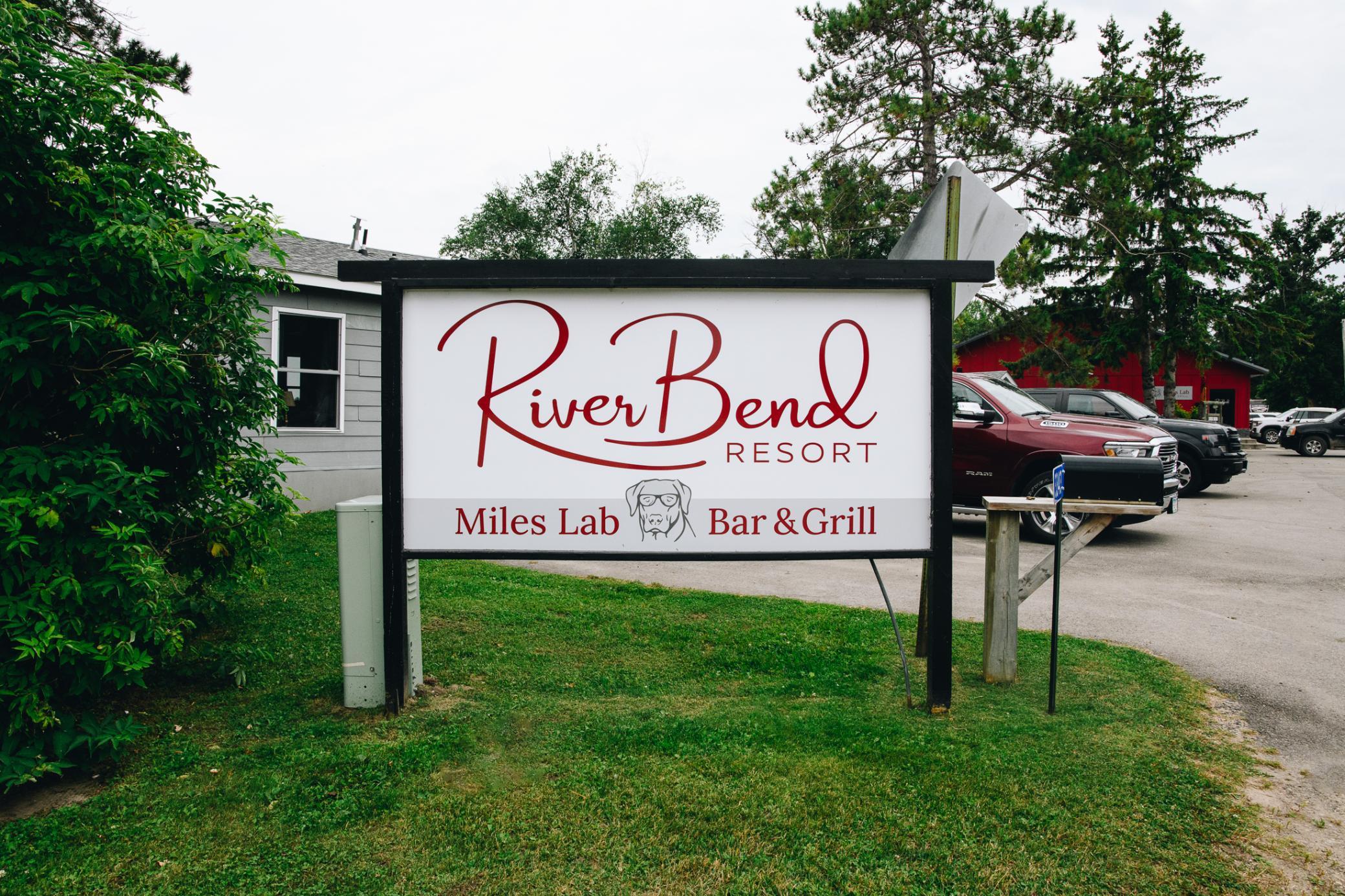 LakeoftheWoods-Fishing-Resort-Lodge-on-RainyRiver-Northern-MN-3397-2200px.jpg