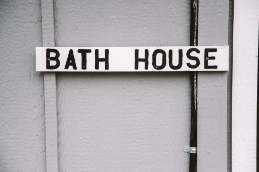 BathHouse-3495-2200px.jpg