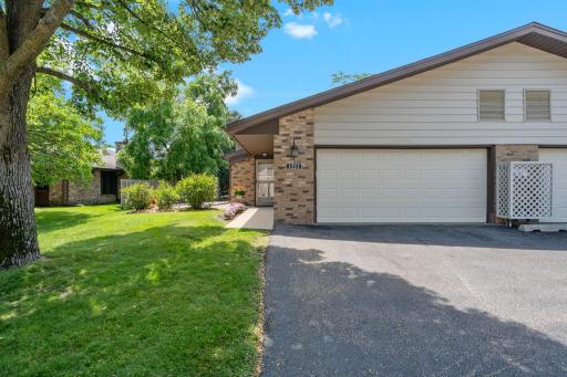 1221 Archer Lane N, Minneapolis, MN 55447