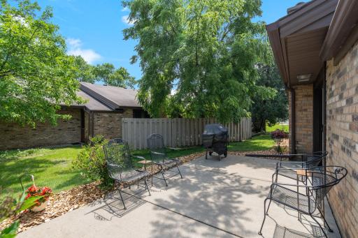 1221 Archer Lane N, Minneapolis, MN 55447