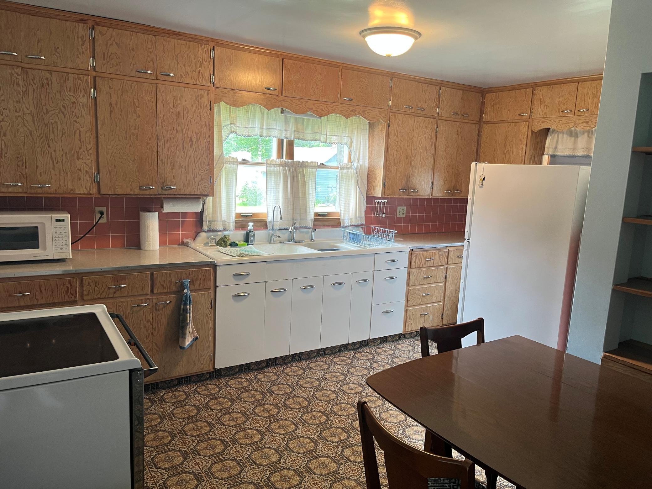 kitchen 4.jpg