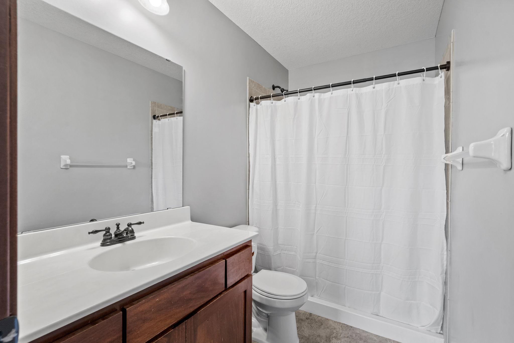 29-web-or-mls-8270 120th Ave-29.jpg