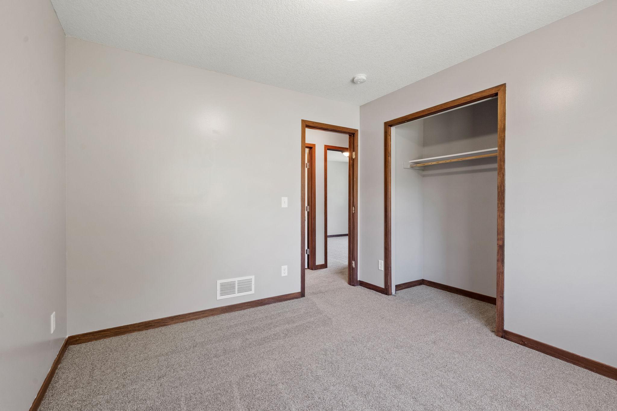 26-web-or-mls-8270 120th Ave-26.jpg