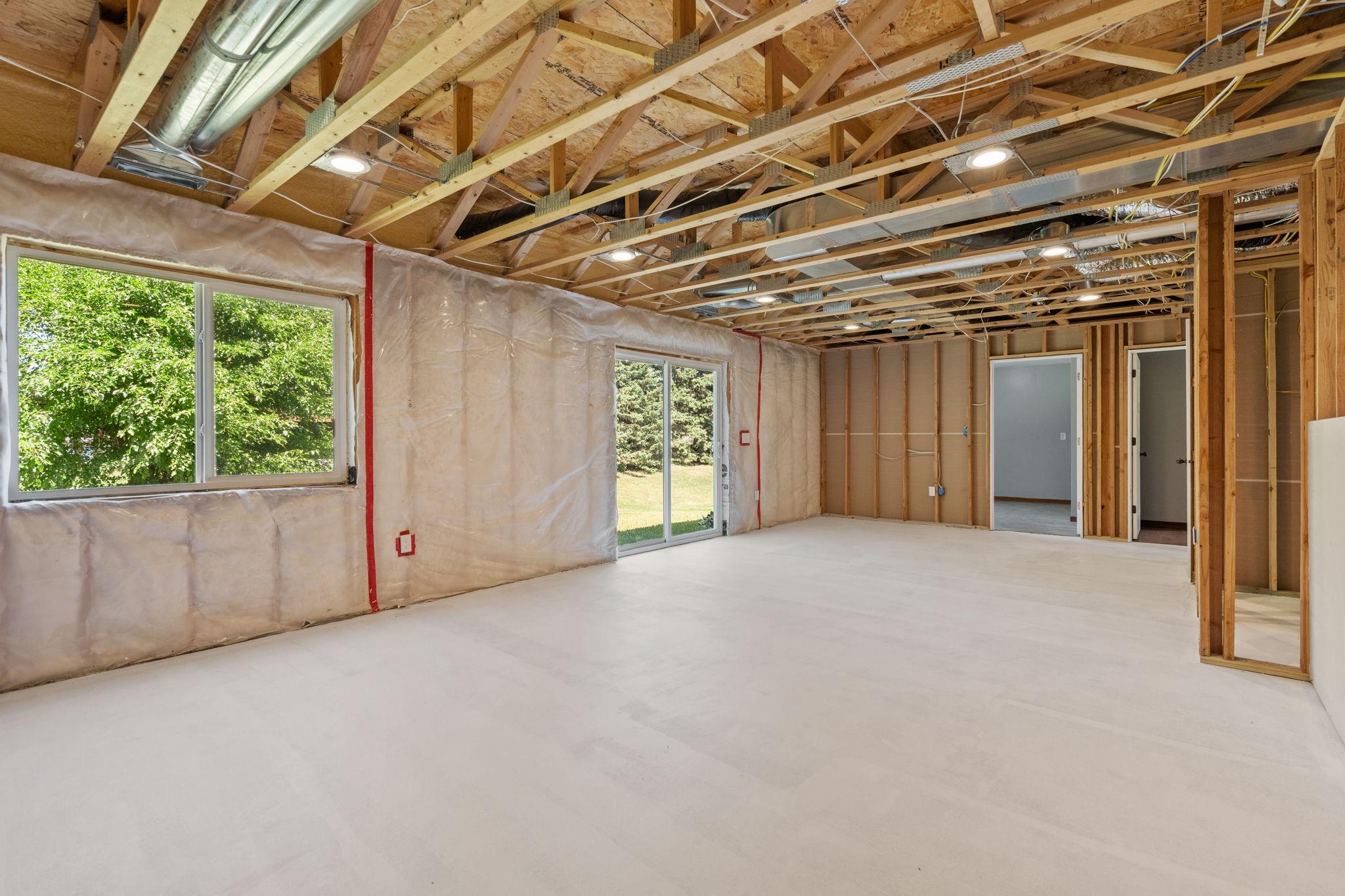 38-web-or-mls-8270 120th Ave-38.jpg