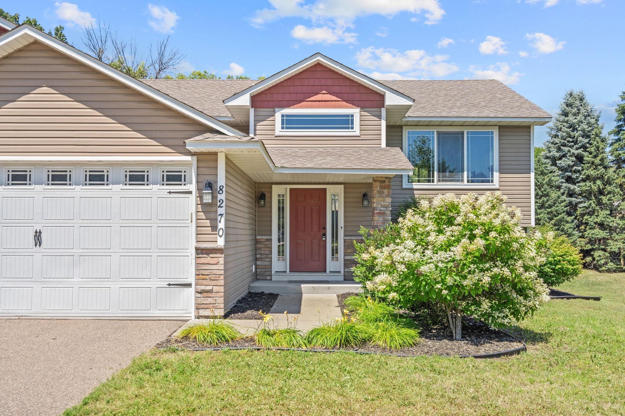 5-web-or-mls-8270 120th Ave-5.jpg