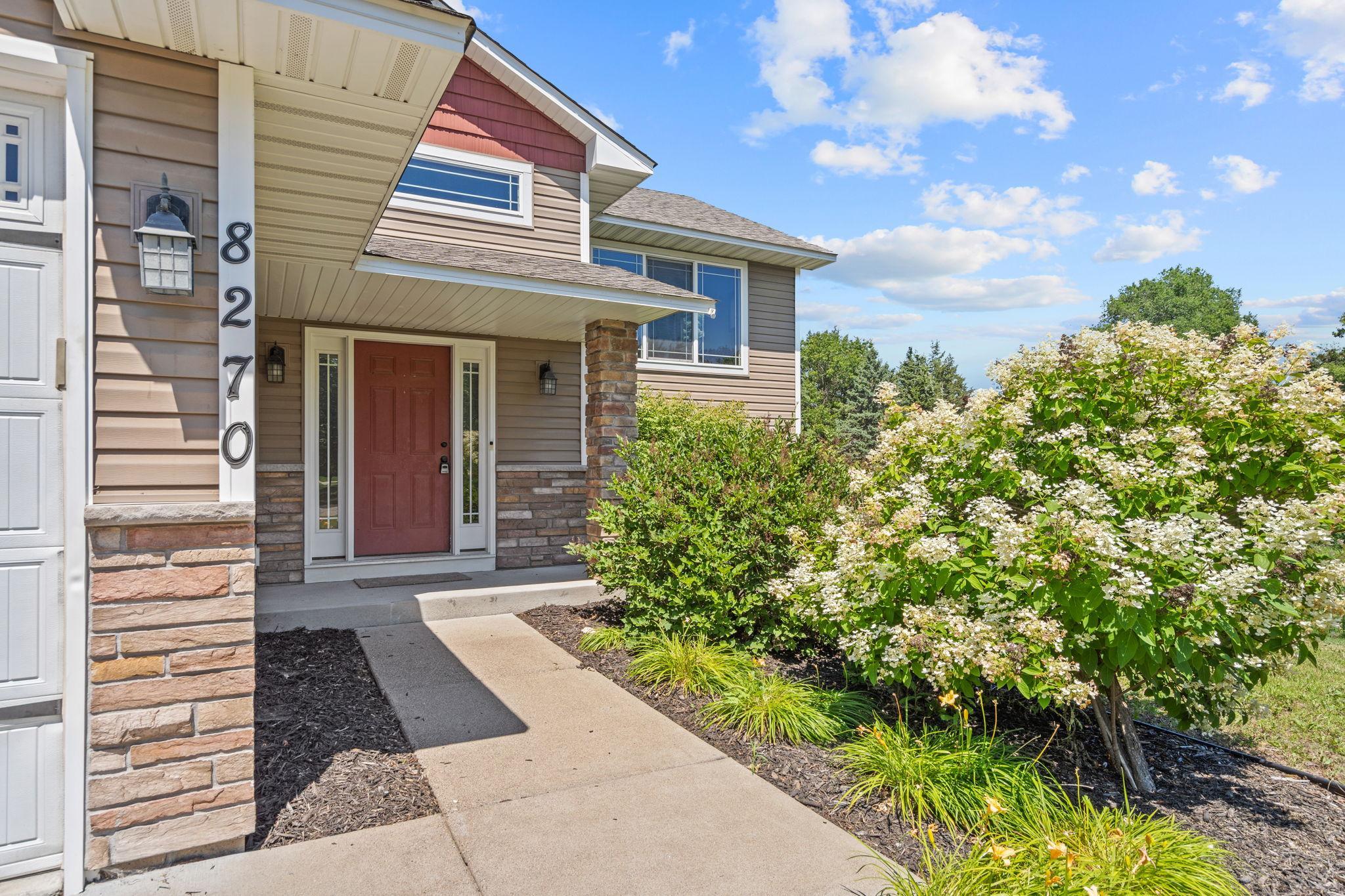 6-web-or-mls-8270 120th Ave-6.jpg