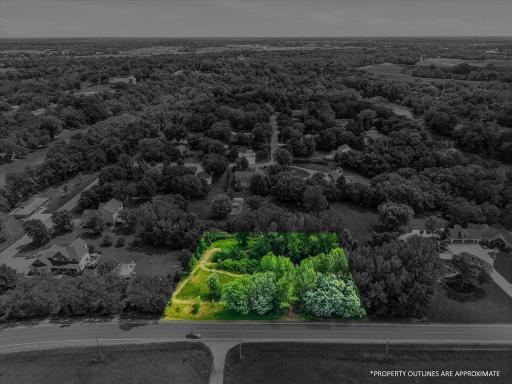 Aerial highlighted roughly boundaries of the lot