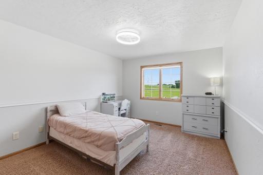 605 E 2nd Avenue, Beaver Creek, MN 56116