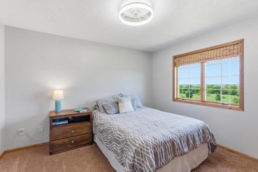 605 E 2nd Avenue, Beaver Creek, MN 56116