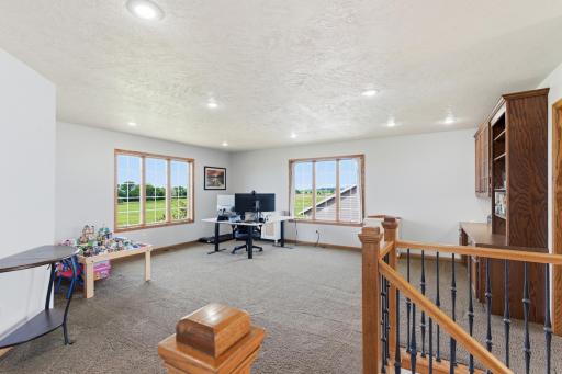 605 E 2nd Avenue, Beaver Creek, MN 56116